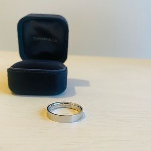 Tiffany & Co. 950 Platinum Wedding Band